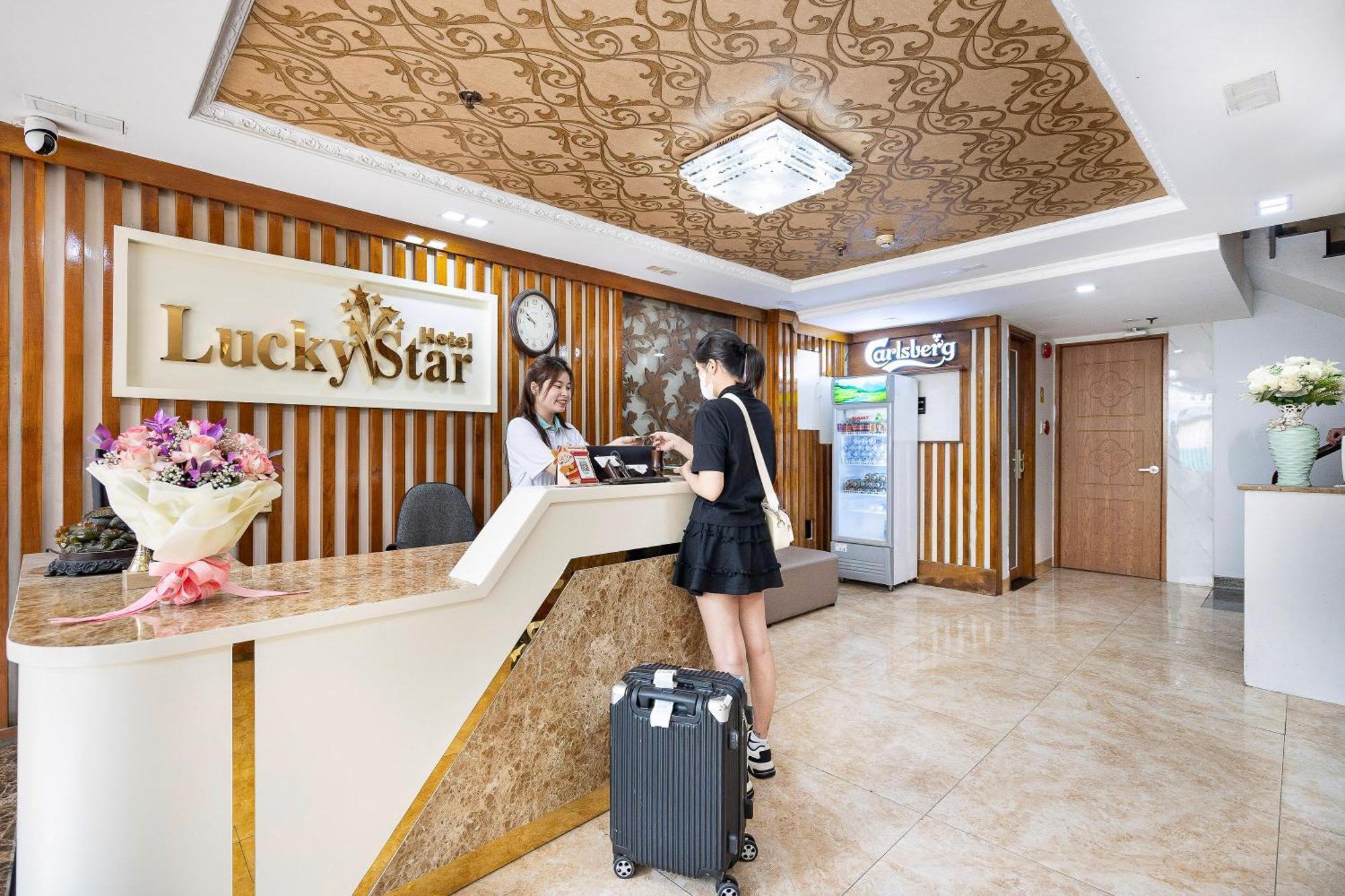 Lucky Star Hotel Nguyen Trai Q5 Хошимін Екстер'єр фото